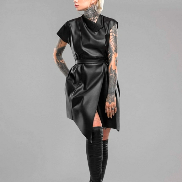 💖 💖 NWT Vegan Leather Asymmetrical Wrap Dress, Black, Size XL - Picture 6 of 10